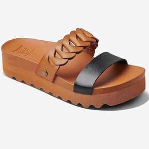 REEF Cushion Vista Hi Twist Sandal
